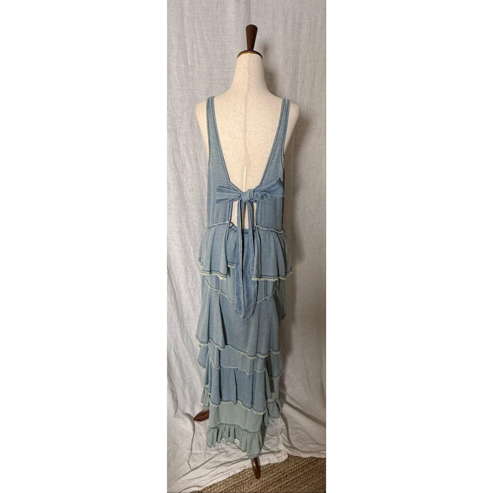 Anthropologie Pilcro Denim Tiered Ruffle Frayed Midi Dress Light Wash Blue
Med - Picture 5 of 8